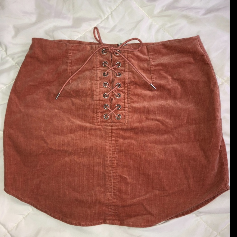 Stretchy corduroy mini skirt!